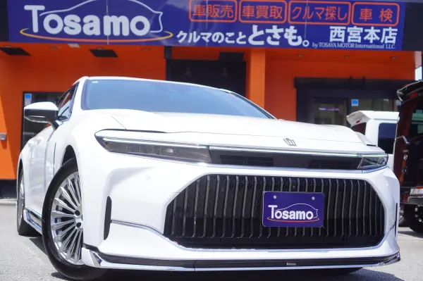 2024 Toyota Crown — photo 1