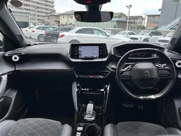 2021 Peugeot 2008 — photo 2 | Tuminion Kenya