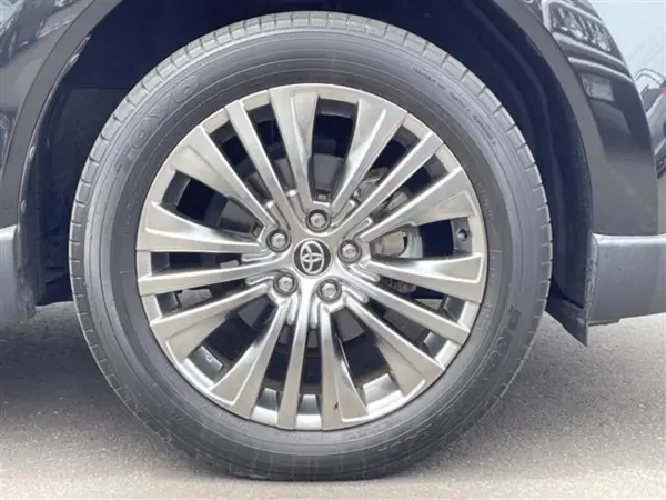 2021 Toyota Harrier — photo 8 | Tuminion Kenya