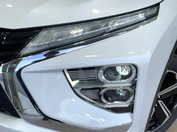 2021 Mitsubishi Eclipse Cross — photo 8 | Tuminion Kenya