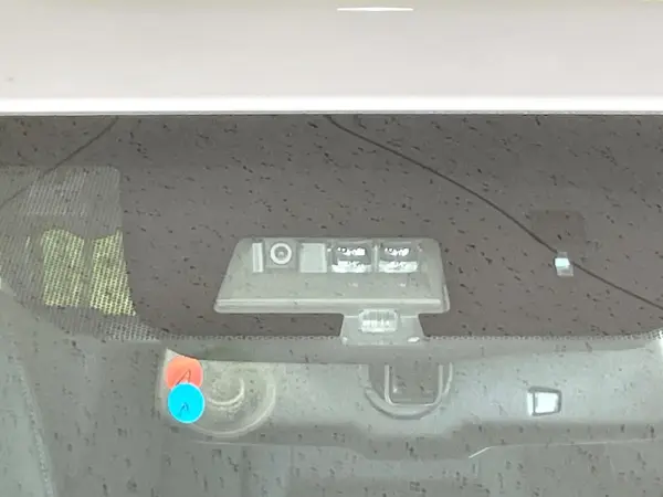 2021 Mitsubishi Eclipse Cross — photo 3 | Tuminion Kenya