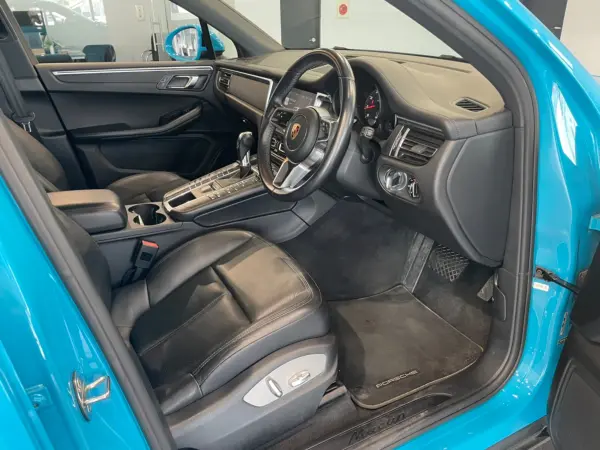 2019 Porsche Macan — photo 9 | Tuminion Kenya