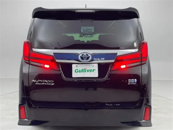 2023 Toyota Alphard — photo 9 | Tuminion Kenya