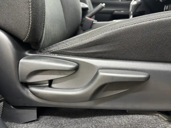2024 Toyota Hilux — photo 8 | Tuminion Kenya