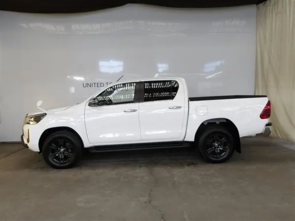 2022 Toyota Hilux — photo 2 | Tuminion Kenya