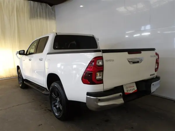 2022 Toyota Hilux — photo 3 | Tuminion Kenya