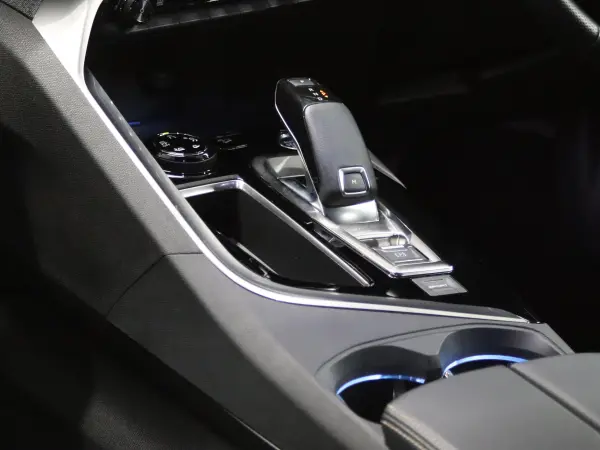 2020 Peugeot 5008 — photo 7 | Tuminion Kenya