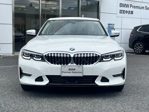 2021 Bmw 3 Series — photo 8 | Tuminion Kenya