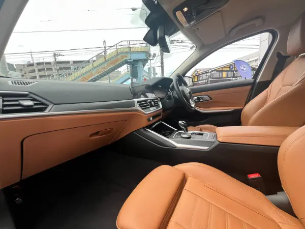 2021 Bmw 3 Series — photo 2 | Tuminion Kenya