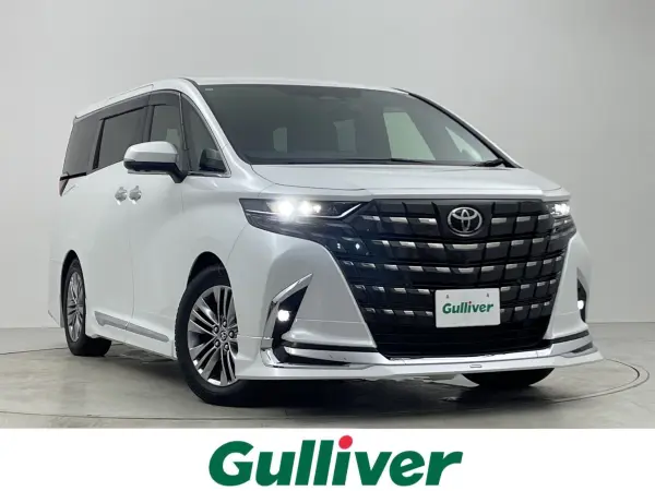 2024 Toyota Alphard — photo 1