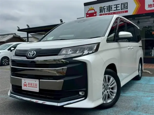 2024 Toyota Noah — photo 7 | Tuminion Kenya