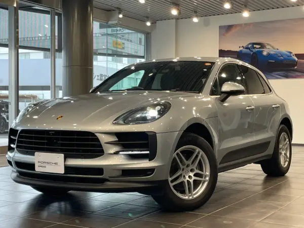 2020 Porsche Macan — photo 2 | Tuminion Kenya