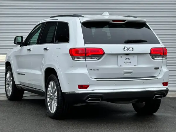 2018 Jeep Grand Cherokee — photo 3 | Tuminion Kenya