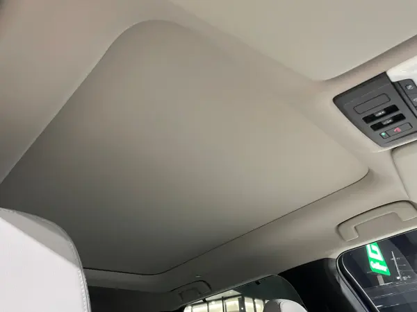 2022 Mitsubishi Outlander — photo 3 | Tuminion Kenya