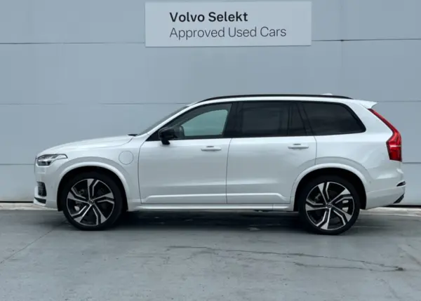 2024 Volvo Xc90 — photo 8 | Tuminion Kenya