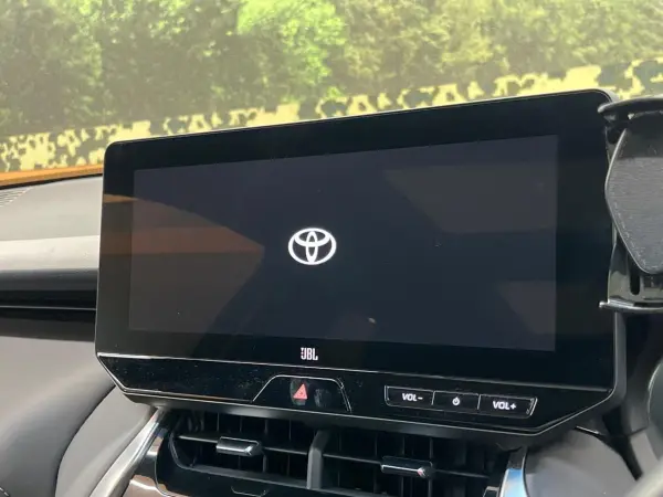 2023 Toyota Harrier — photo 7 | Tuminion Kenya
