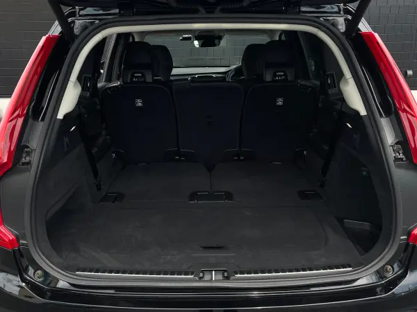 2019 Volvo Xc90 — photo 9 | Tuminion Kenya