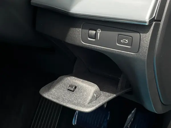 2019 Volvo Xc90 — photo 7 | Tuminion Kenya