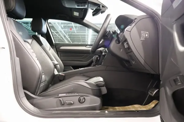 2024 Volkswagen Passat — photo 8 | Tuminion Kenya