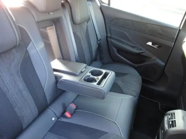 2025 Peugeot 308 — photo 7 | Tuminion Kenya