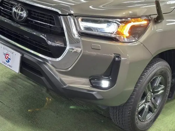 2022 Toyota Hilux — photo 8 | Tuminion Kenya