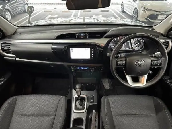 2022 Toyota Hilux — photo 2 | Tuminion Kenya