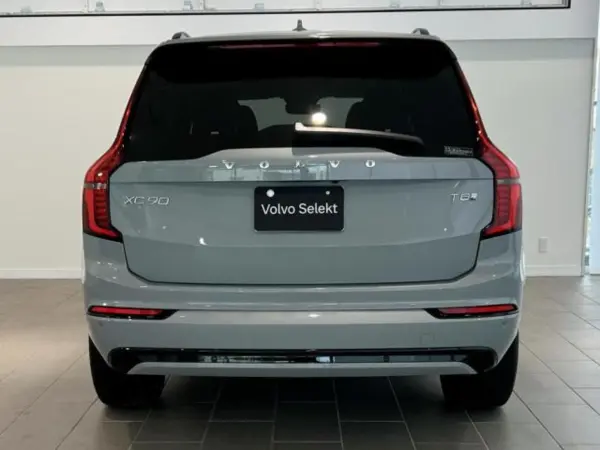 2025 Volvo Xc90 — photo 3 | Tuminion Kenya