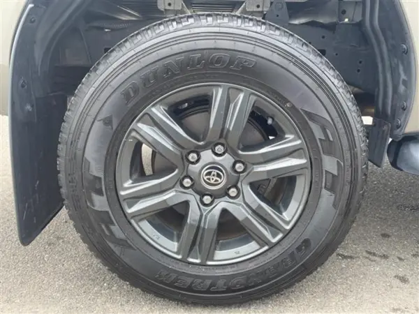 2023 Toyota Hilux — photo 8 | Tuminion Kenya
