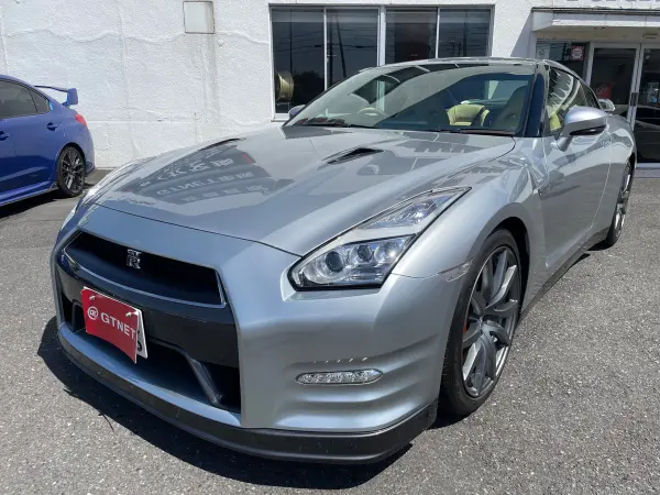 Nissan GT-R 3.8 Premium Edition 4WD MY14 Nismo Sports Resale Fashionable Interior BOSE Sound Satcham Security Front/Rear Dashcam (Ultimate Metal Silver 4 Coat M)