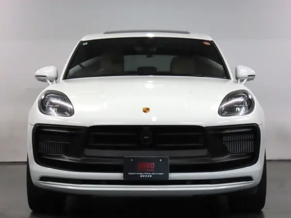 2022 Porsche Macan — photo 2 | Tuminion Kenya