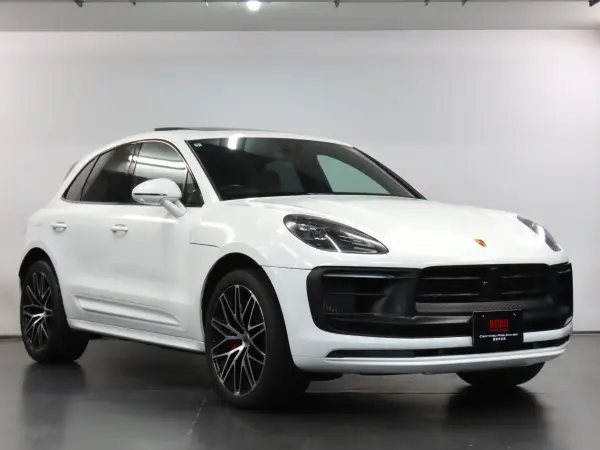 2022 Porsche Macan — photo 3 | Tuminion Kenya