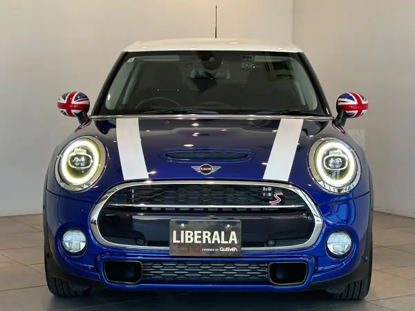 2018 Mini Cooper — photo 8 | Tuminion Kenya