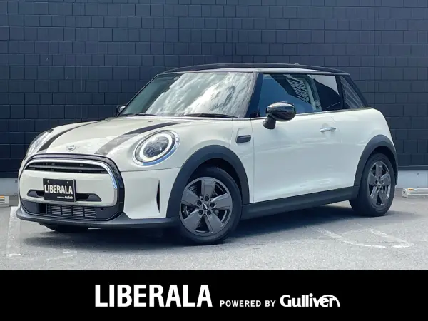 2022 Mini Cooper — photo 1