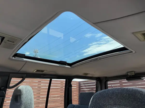 1994 Mitsubishi Pajero — photo 7 | Tuminion Kenya