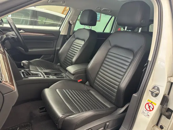 2018 Volkswagen Passat — photo 8 | Tuminion Kenya