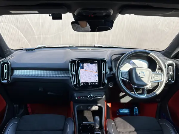2021 Volvo Xc40 — photo 2 | Tuminion Kenya