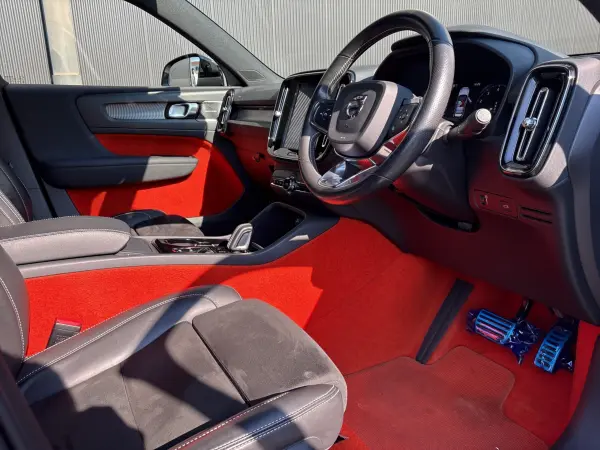2021 Volvo Xc40 — photo 3 | Tuminion Kenya