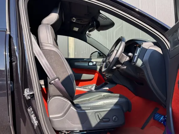 2021 Volvo Xc40 — photo 7 | Tuminion Kenya