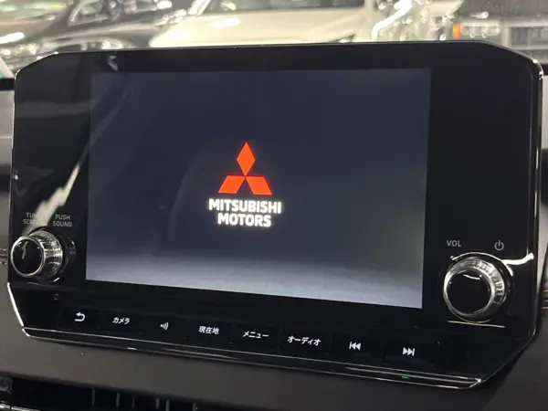 2023 Mitsubishi Outlander — photo 7 | Tuminion Kenya