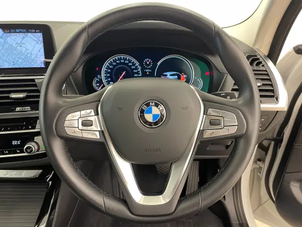 2019 Bmw X3 — photo 3 | Tuminion Kenya