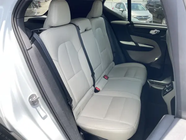 2023 Volvo Xc40 — photo 9 | Tuminion Kenya