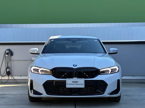 2024 Bmw 3 Series — photo 3 | Tuminion Kenya
