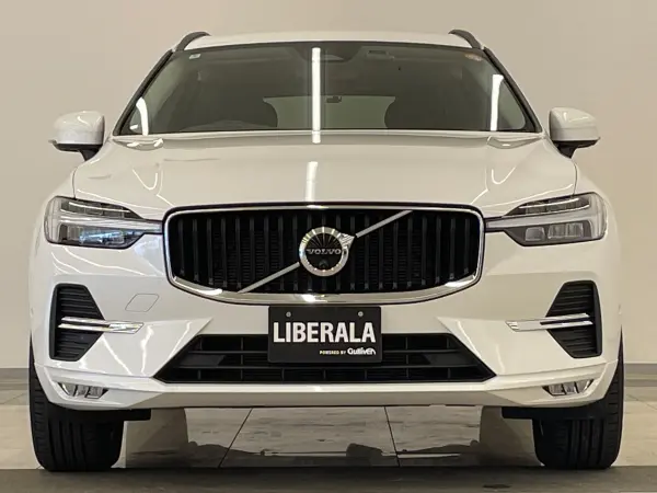 2022 Volvo Xc60 — photo 8 | Tuminion Kenya
