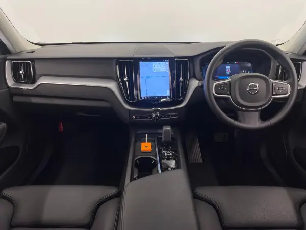 2022 Volvo Xc60 — photo 2 | Tuminion Kenya