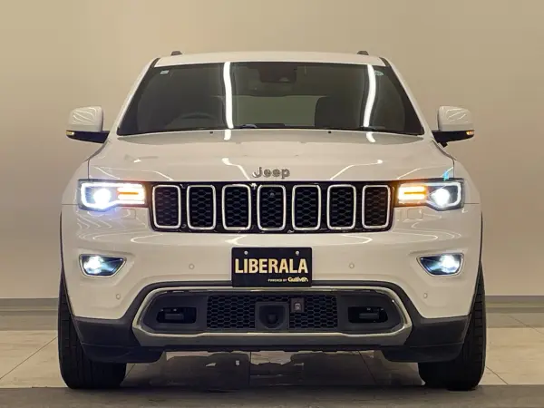 2019 Jeep Grand Cherokee — photo 9 | Tuminion Kenya