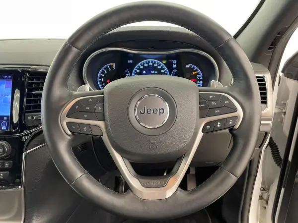 2019 Jeep Grand Cherokee — photo 3 | Tuminion Kenya