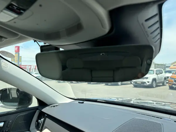 2021 Volvo Xc60 — photo 8 | Tuminion Kenya