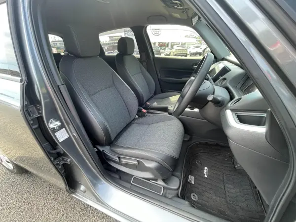 2020 Honda Fit — photo 7 | Tuminion Kenya