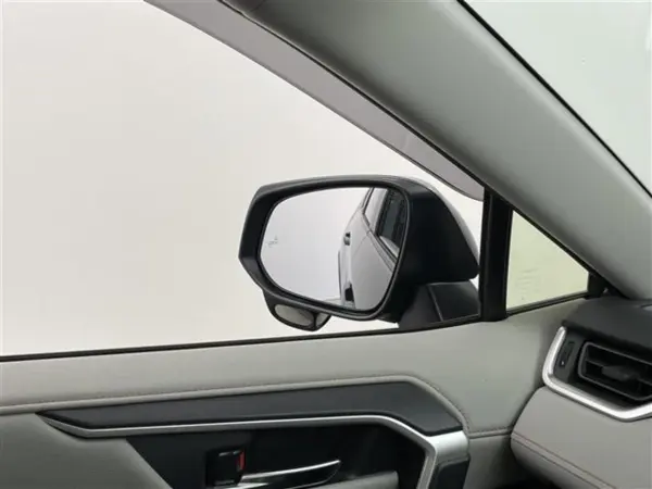 2024 Toyota  Rav4 — photo 8 | Tuminion Kenya