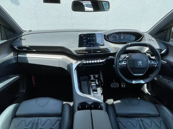 2024 Peugeot 3008 — photo 3 | Tuminion Kenya